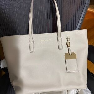 Marc Jacob’s Tote White with Zip